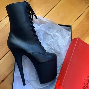 NWT Pleaser Flamingo 1020 Ankle Boots Black Matte 8” Heel